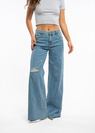 AMIRA - Jean wide fit déchiré genoux