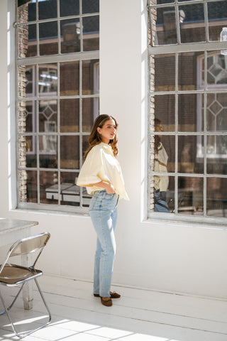 SIXTINE - Jeans with pineapple embroidery