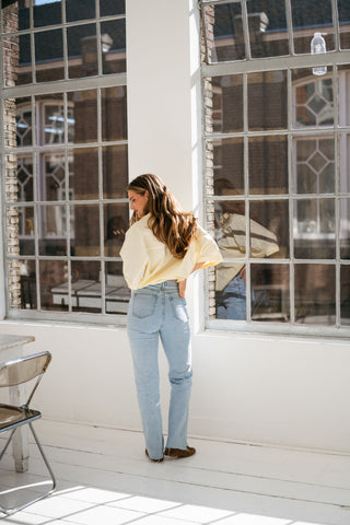 SIXTINE - Jeans with pineapple embroidery