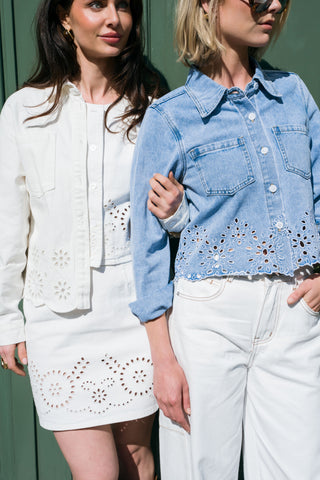 VICTOIRE - Eyelet embroidered flower shirt