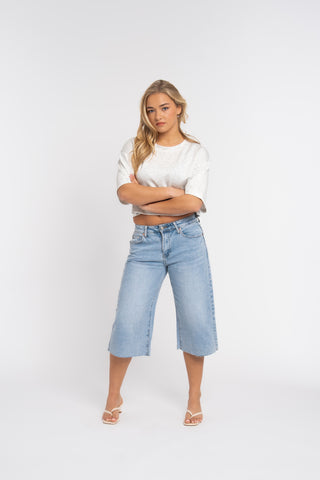 GAMILA - Blue denim Bermudas