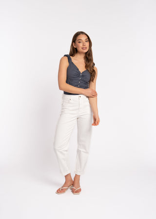 MEGAN - Jean mom