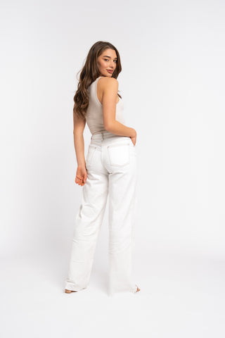 LOLA - White jeans with brown stitching