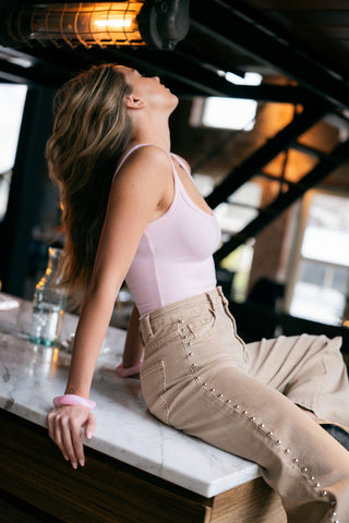 DAISY - Studded wide-leg jeans